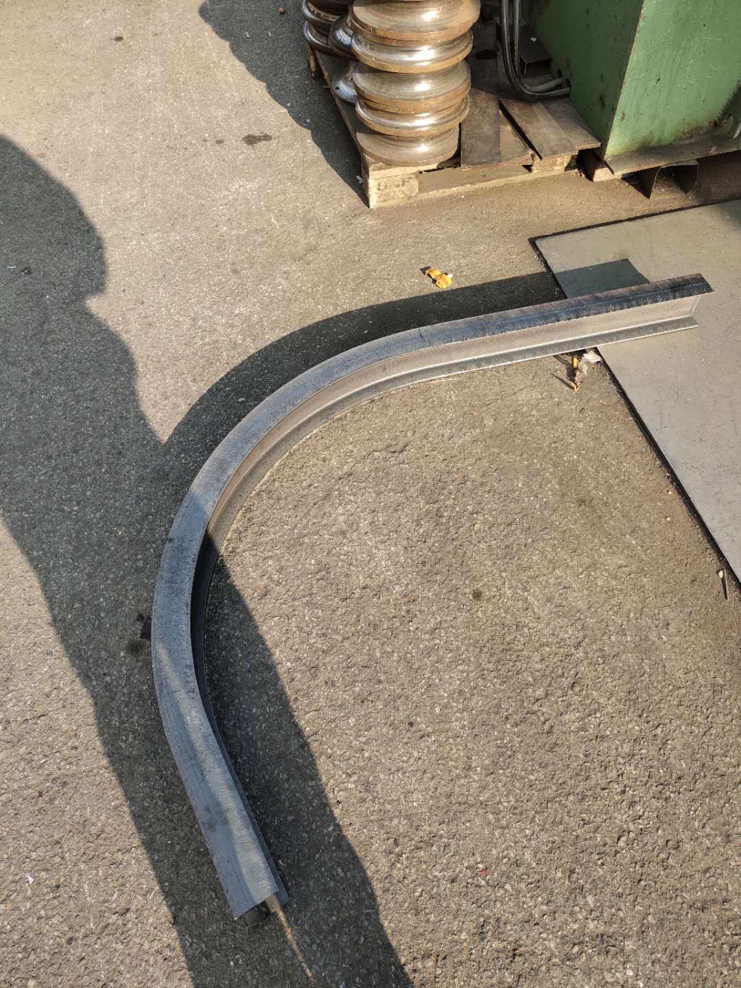 型材拉彎