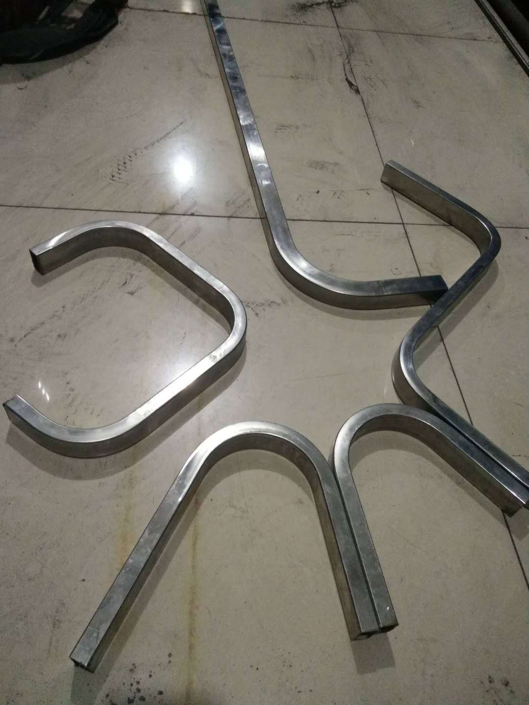 彎管類